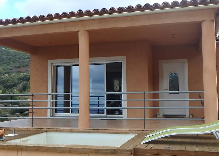Ferienhaus Confina Villanova