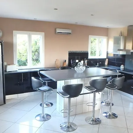 Dom wakacyjny Confina Villanova