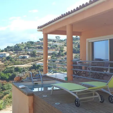 Dom wakacyjny Confina