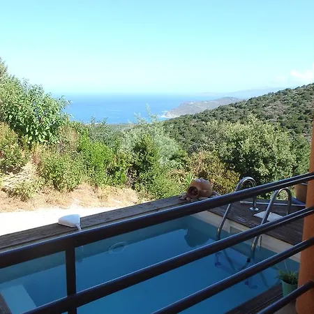 Confina Semesterbostad Villanova